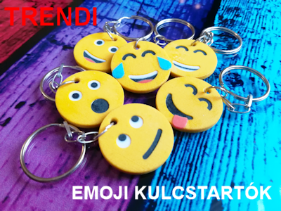 Trendi emojis kulcstartók - 3D-s ajándéktárgyak