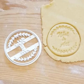 Round-Shape Cookie Cutter with leaves and names - 3D printed