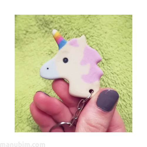 Unicorn keychain cream 3D printed